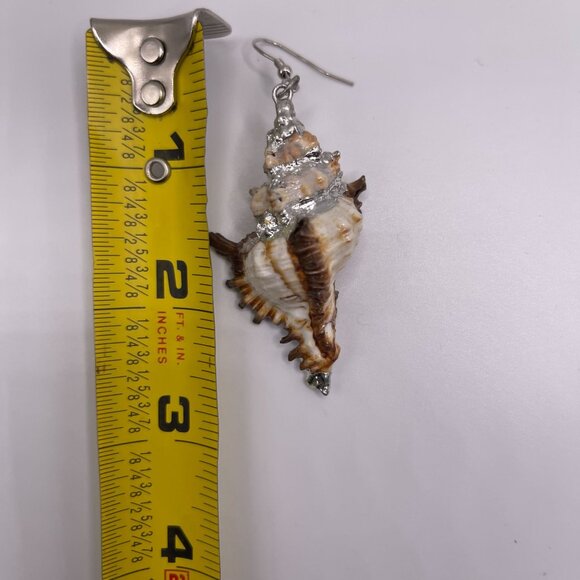 Natural Shell Dangle boho chic Earrings Detailing & Hook Closure - Picture 5 of 5